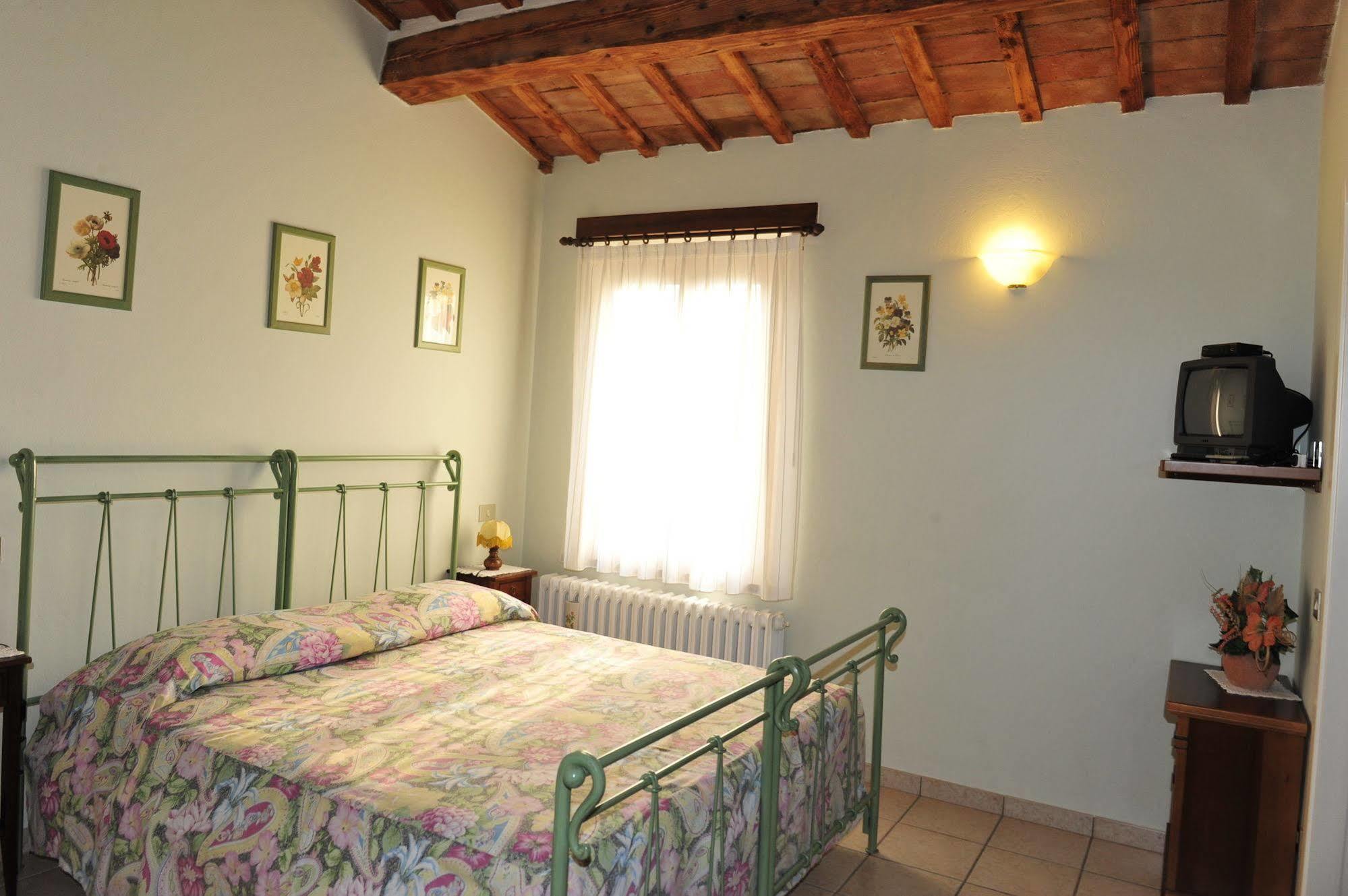 Agriturismo La Caputa Урбания Екстериор снимка
